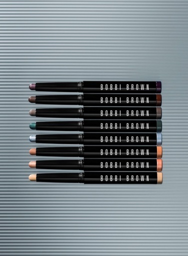 「ボビイ ブラウン」で時短アイメイク！ケイティ・ホームズのビジュアルも必見