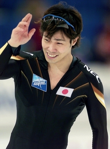 スピードスケートの五輪代表に15歳の高木ら19人、清水は選考外