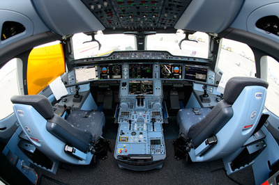 ラトビア機の機長ら乗員数人、離陸前に飲酒で禁錮刑 ノルウェー