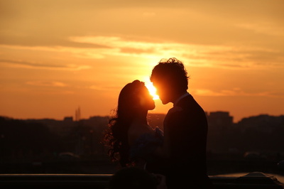 初性交渉の年齢、遺伝子が影響 研究