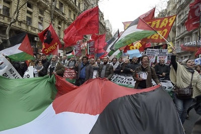 反イスラエルに染まる中南米諸国、痛みが生んだガザとの連帯