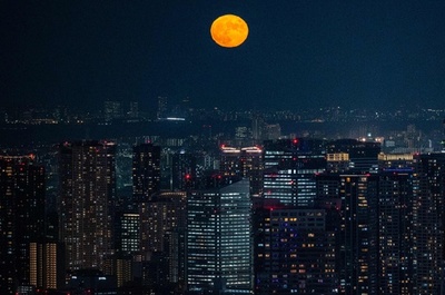 世界各地で満月観測 中秋の名月と同日は8年ぶり