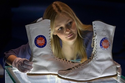 モハメド・アリの半生を振り返る展示会、ロンドンで開幕へ