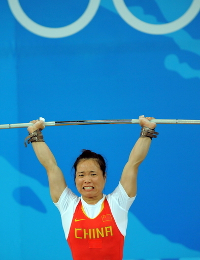 陳艶青 五輪新記録で金メダル獲得