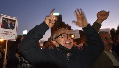 アルメニア、首相辞任求めるデモ続く ナゴルノ停戦に反発