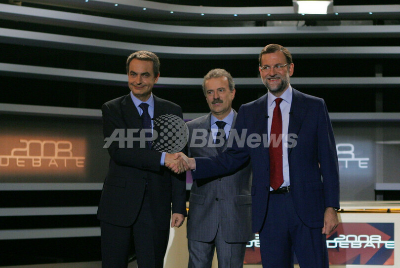 スペイン次期首相候補がテレビ討論会で直接対決