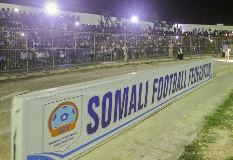 ソマリア首都、約30年ぶりにサッカーの夜間試合 「歴史的な一夜」