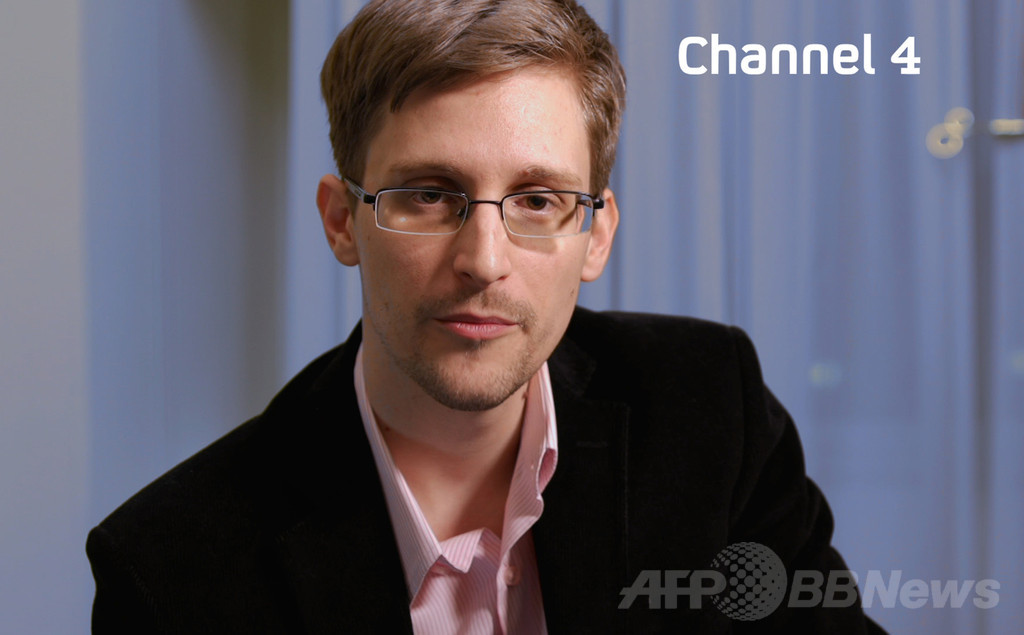 スノーデン容疑者「命の危険感じる」 スノーデン容疑者「命の危険感じる」