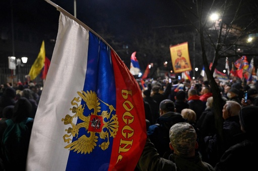 セルビアでウクライナ侵攻支持集会 ロシア人は永遠の同志 写真14枚 国際ニュース Afpbb News