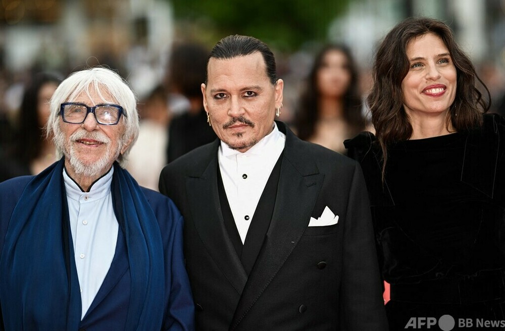 カンヌ映画祭開幕、ジョニー・デップの参加が物議 写真17枚 国際ニュース：AFPBB News