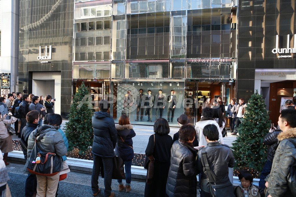 アルフレッド　ダンヒルが銀座の街と男性をオシャレにする