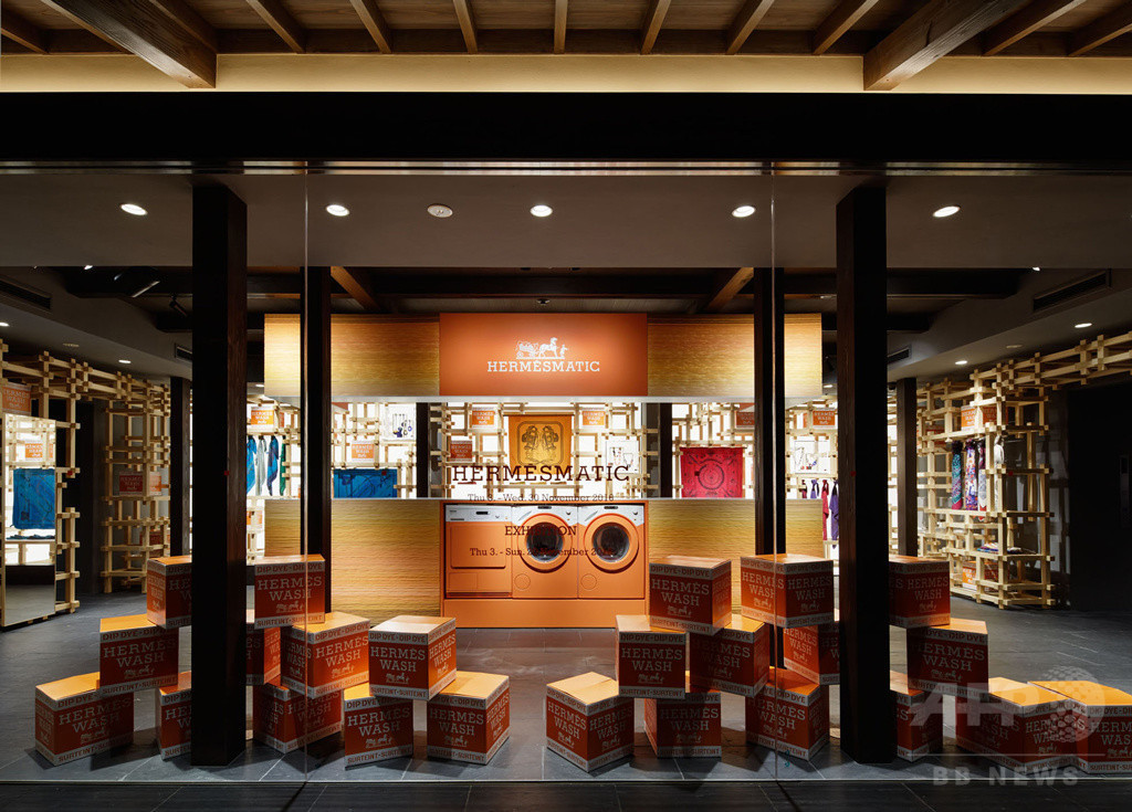 祇園に「エルメス」期間限定ブティック、シルクイベントも開催