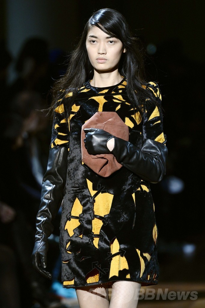 ＜14/15年秋冬パリコレクション＞カルヴェン