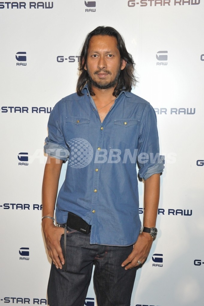 「G-STAR RAW×TOMOKI SUKEZANE」発売、都内でパーティも