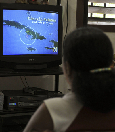 ハリケーン「パロマ」、キューバを通過 熱帯低気圧に