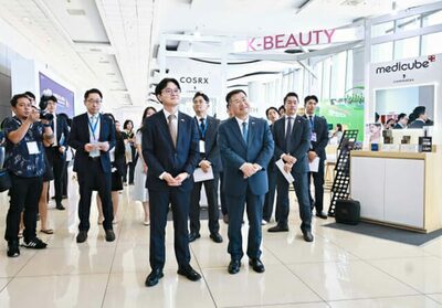 韓国・フィリピン首脳会談を契機にK消費財輸出契約（約24億6000万円）…原発・造船など7件の協力覚書も締結