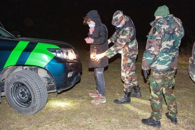 森を抜け自由へ 「恐怖」逃れリトアニアに ベラルーシ