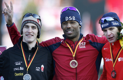 シャニー・デービス W杯・インツェル大会男子1000メートルを制す