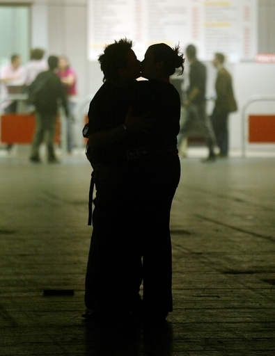 双子を取り違えてセックス･･･強姦罪の適用めぐり控訴審へ