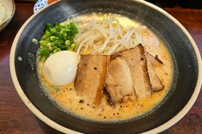“熱々ラーメン”なのに「早く食べて！」と時間制限…韓国・人気店の殿様商売、その接客スタイルで物議