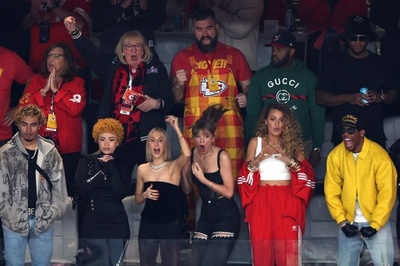 T・スウィフトさん、スーパーボウル観戦 恋人ケルシーを応援