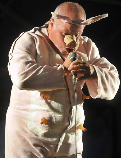 「ブタの鳴きまね」大会、世界王者が余裕の勝利 フランス