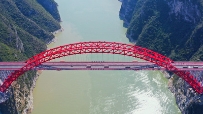 【写真特集】中国各地をつなぐ重要な「架け橋」  世界最高水準の大型橋梁