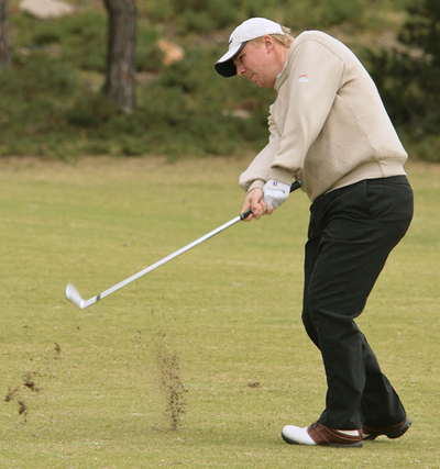 ＜男子ゴルフ エストリル・オープン2007＞2日目、マクゴーワン 単独首位に立つ - ポルトガル