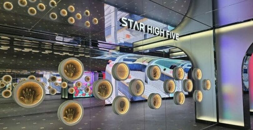 ロッテ免税店明洞店「スターアベニュー」(c)KOREA WAVE