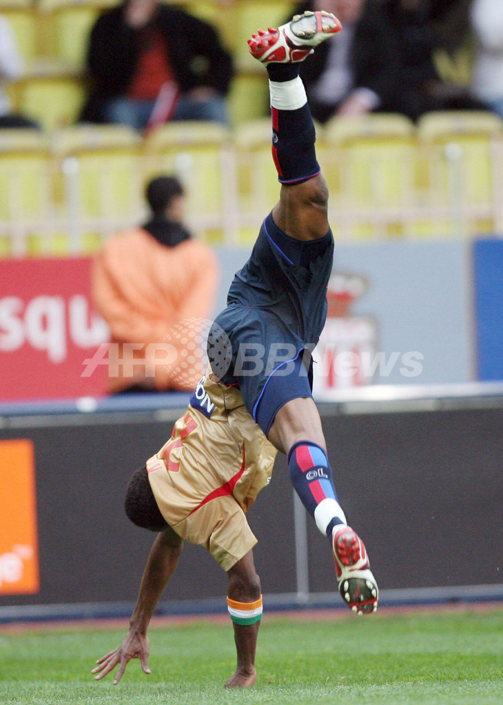リヨン アウェーでモナコに快勝