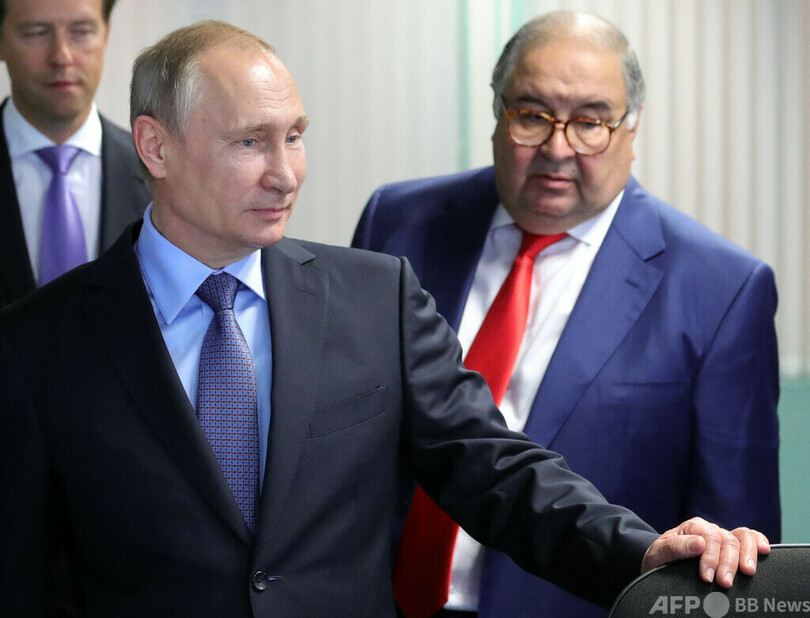 ロシア大富豪、スイスUBSを独で提訴 虚偽情報の通告で