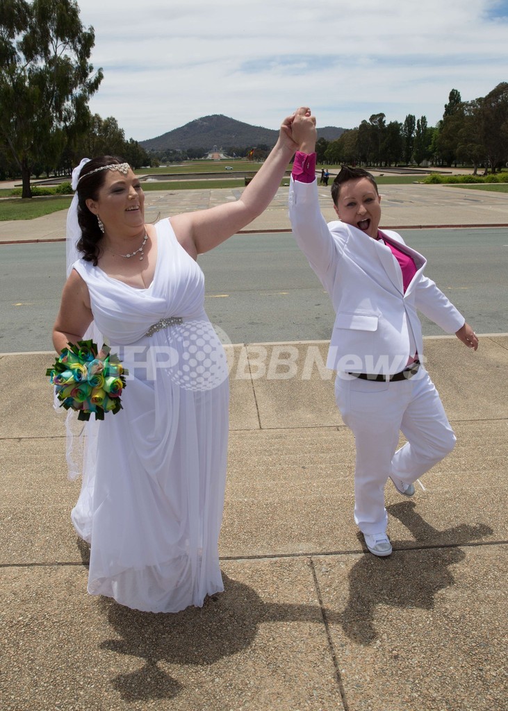 オーストラリアで初の同性婚カップル誕生