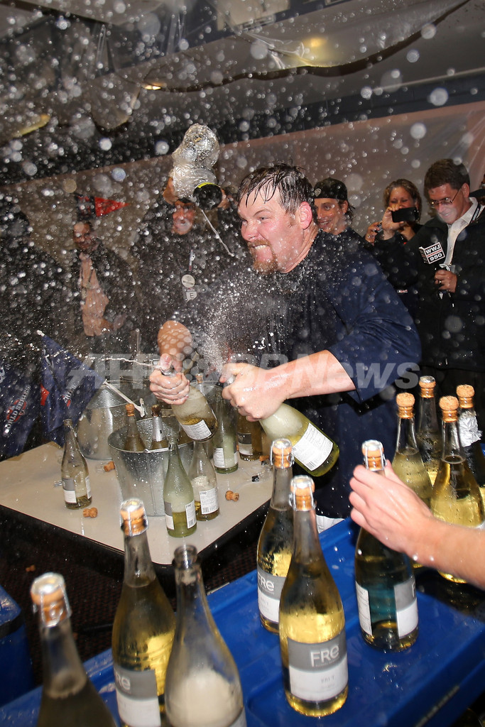 タイガースがア・リーグ制覇、ヤンキース32年ぶりPO4連敗