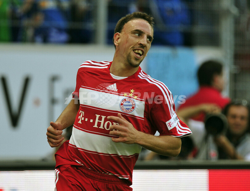 バイエルン ホッフェンハイムと引き分ける