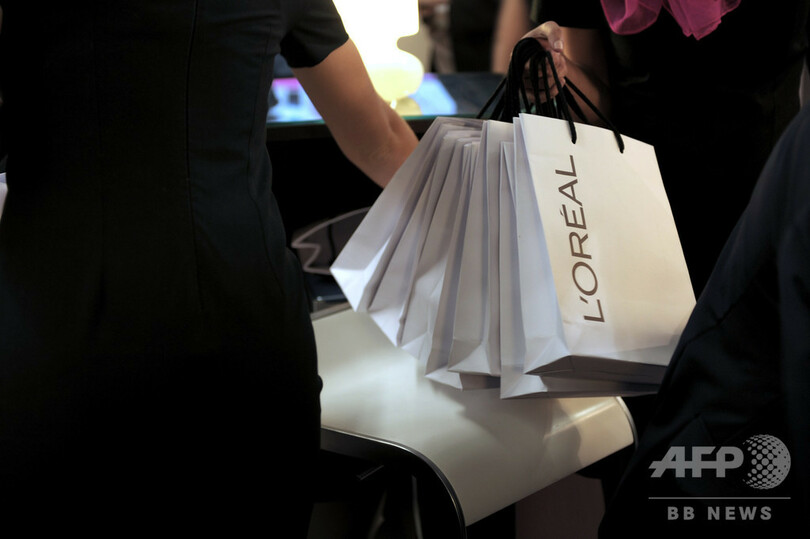 ロレアル、商品から「美白」などの文言排除へ