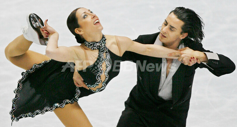 ＜07世界フィギュアスケート選手権＞アイスダンス、デンコワ／スタビスキー組 オリジナルダンスをトップで終え総合首位につける - 東京