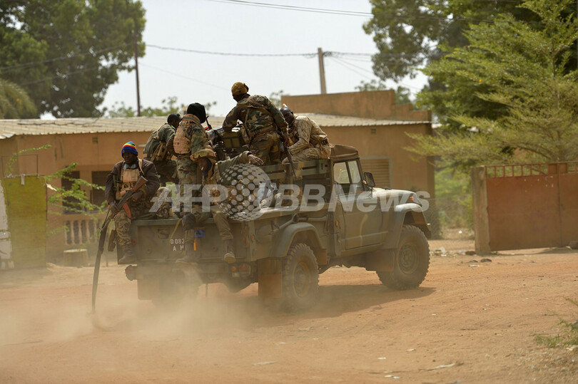 仏軍、主要都市ガオを奪還 トンブクトゥへ進軍 マリ情勢