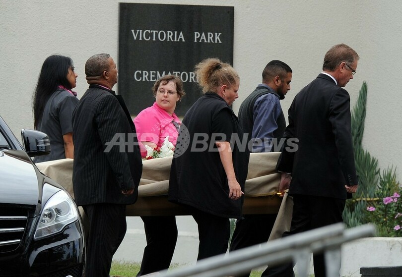 ピストリウス弁護団、検察側と真っ向から対決