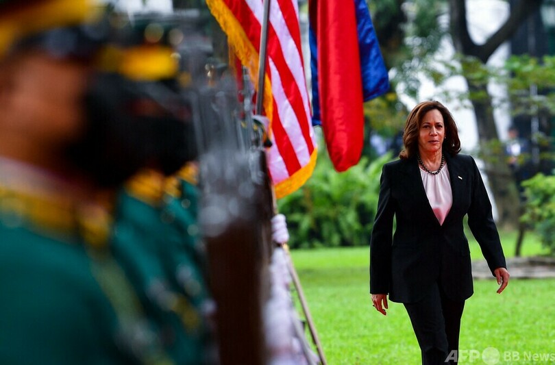 米副大統領、比パラワン島訪問 中国との係争海域付近