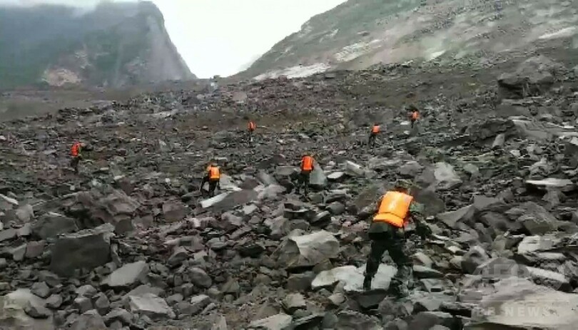 中国・四川省で土砂崩れ、少なくとも5人死亡 120人以上が行方不明