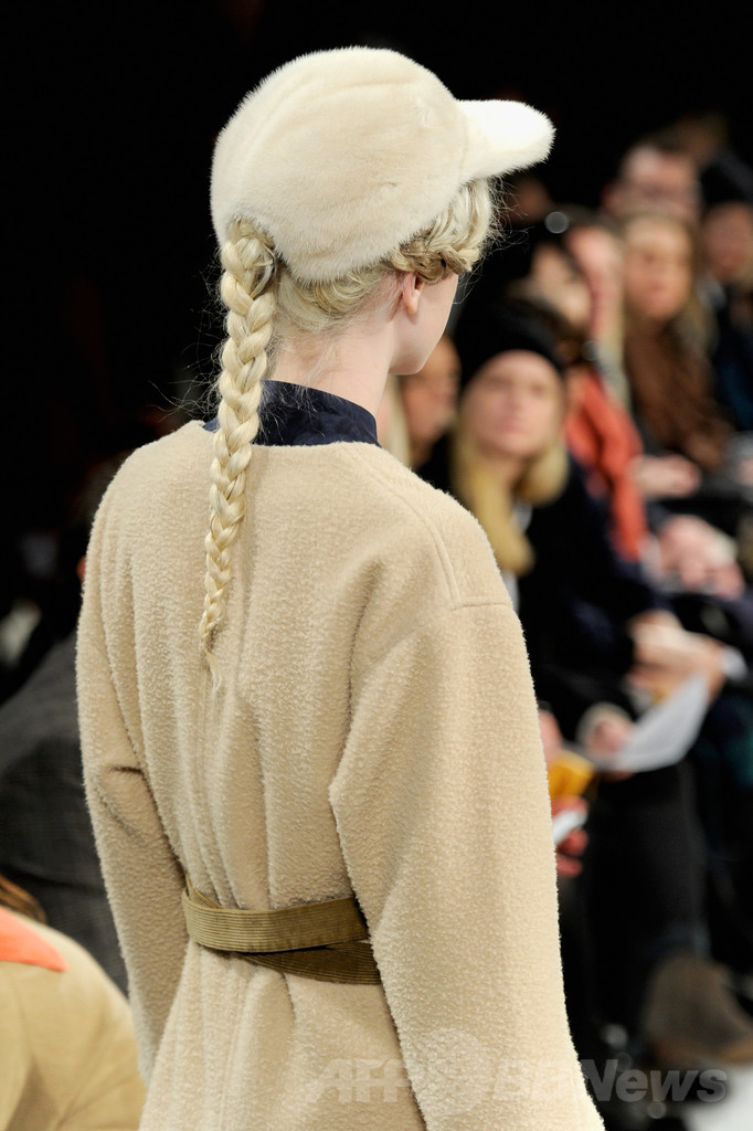 ＜14/15年秋冬NYコレクション＞クリーチャーズ・オブ・ザ・ウィンド