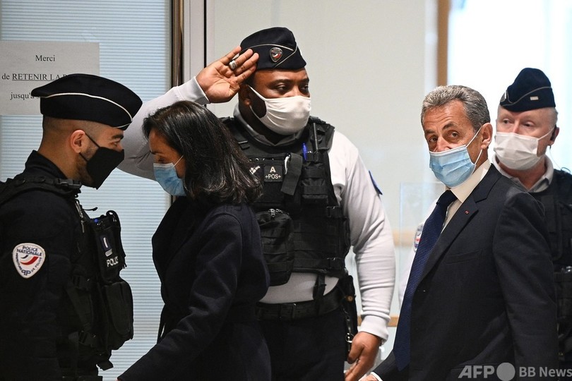 サルコジ元大統領に禁錮刑 汚職で有罪判決