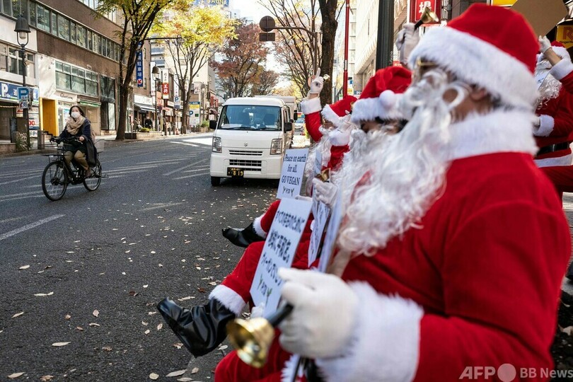渋谷のKFC前でクリスマスチキン自粛呼び掛け 動物愛護団体