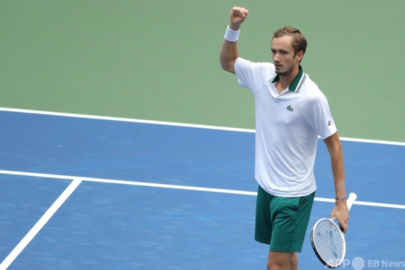 メドベージェフ、ストレート勝ちで4回戦進出 全米OP