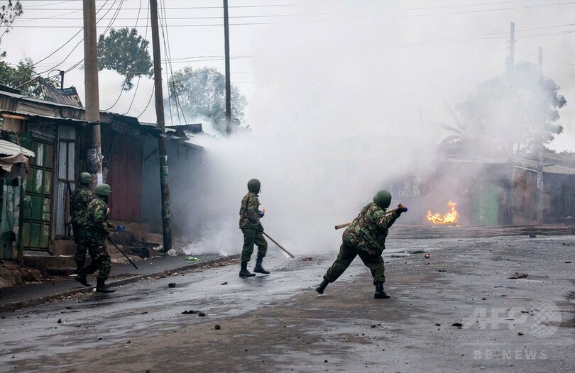 ケニアやり直し選挙、衝突で4人死亡 一部で投票延期も