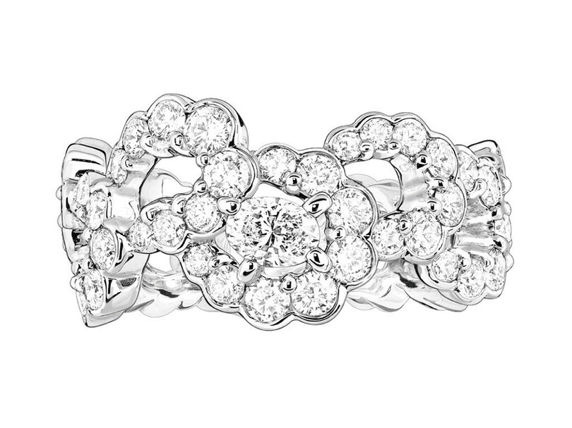 「ディオール」ドレスに着想を得たジュエリーに新作登場