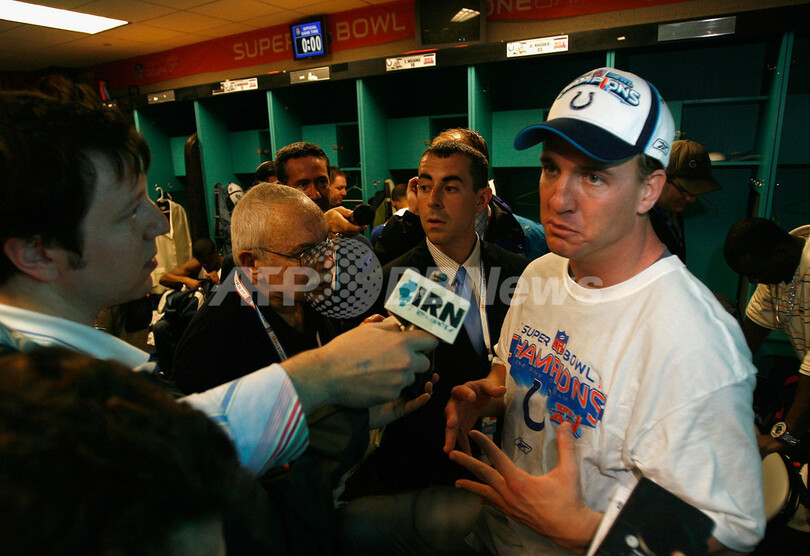 ＜06NFL・第41回スーパーボウル＞ペイトン・マニング 初のスーパーボウル制覇に酔いしれる - 米国