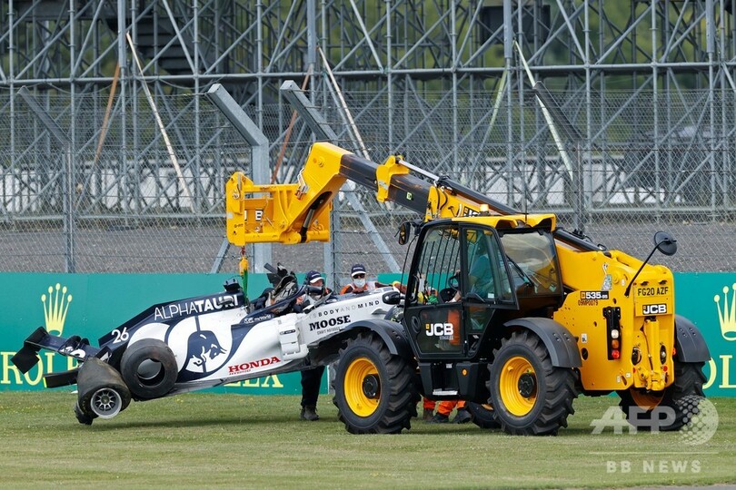 マシン大破もクビアトは無事、マグヌッセンもクラッシュ 英国GP決勝