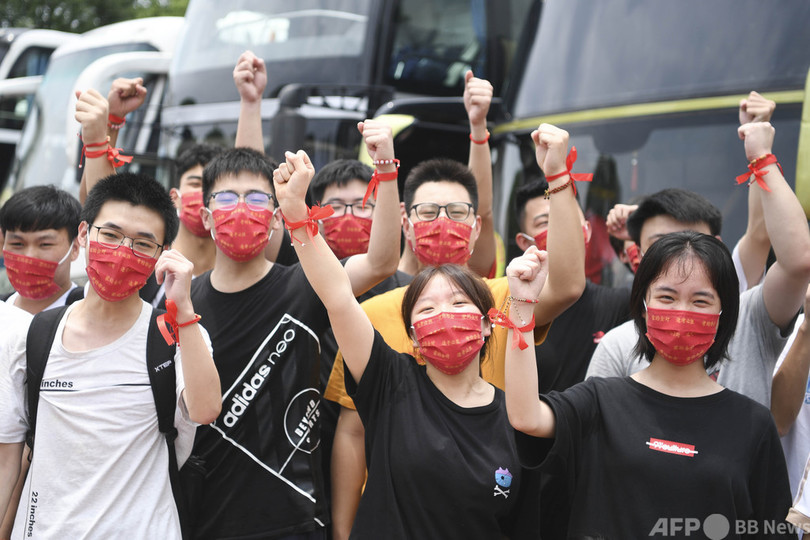 中国で春節に「赤マスク」が流行 赤色は昔も今も変わらぬ「絶対エース」