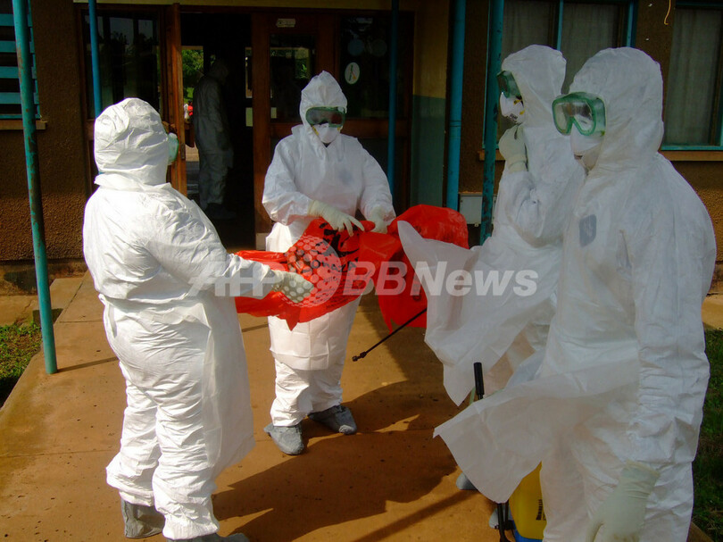 ウガンダのエボラ出血熱、死者15人に